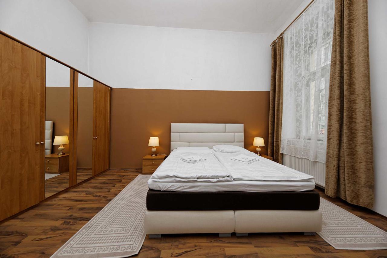 Apartments U Cisare Prag Dış mekan fotoğraf