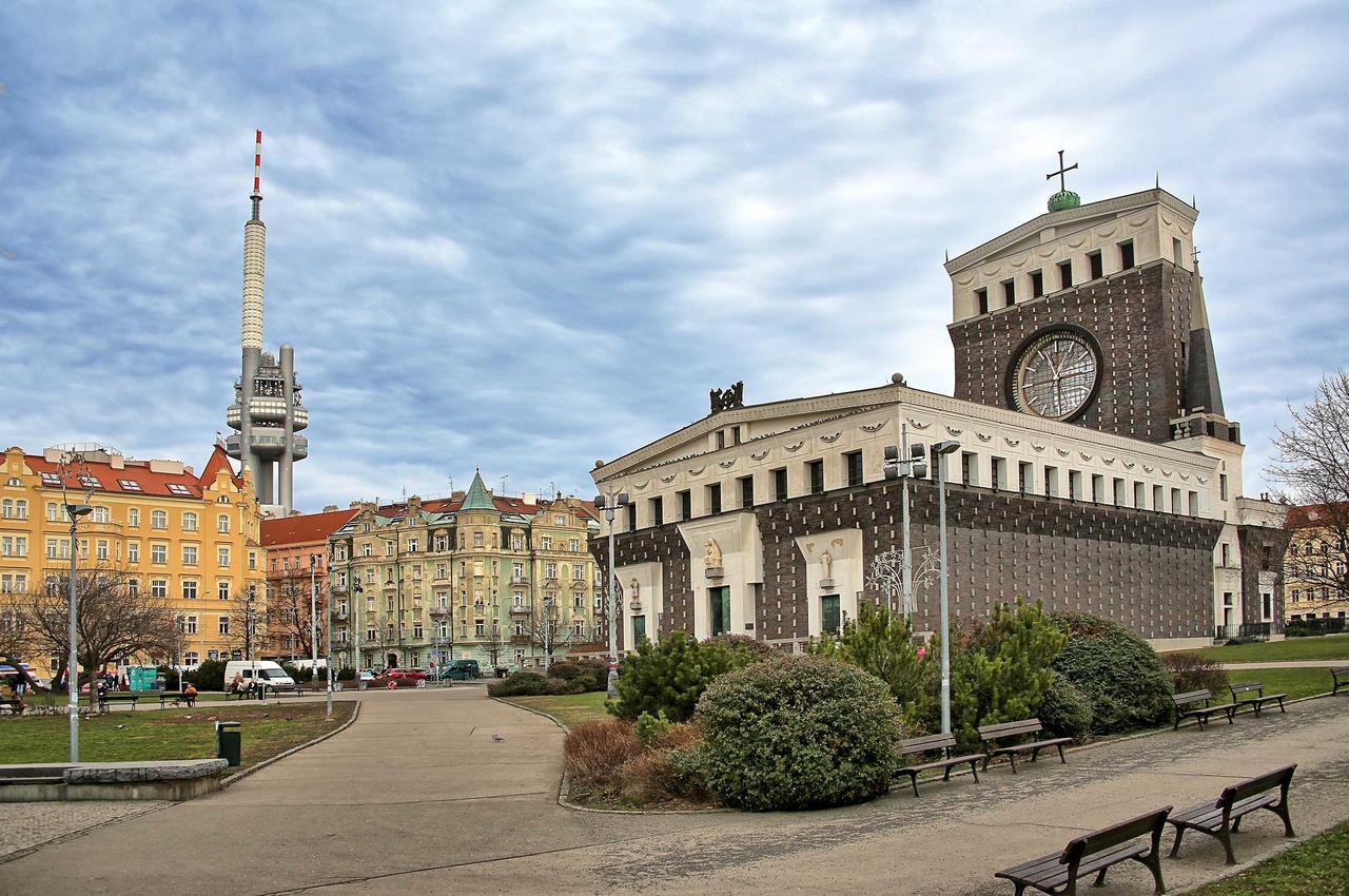 Apartments U Cisare Prag Dış mekan fotoğraf