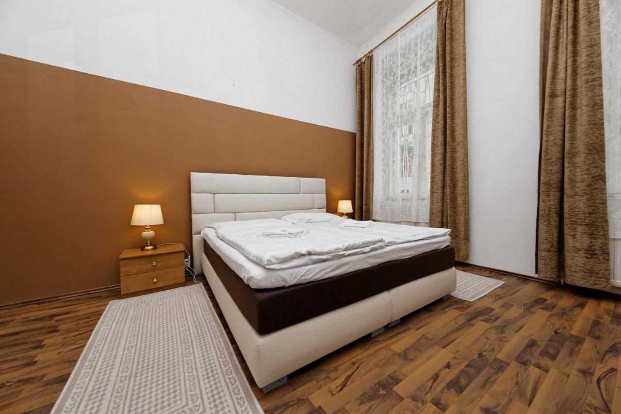 Apartments U Cisare Prag Dış mekan fotoğraf